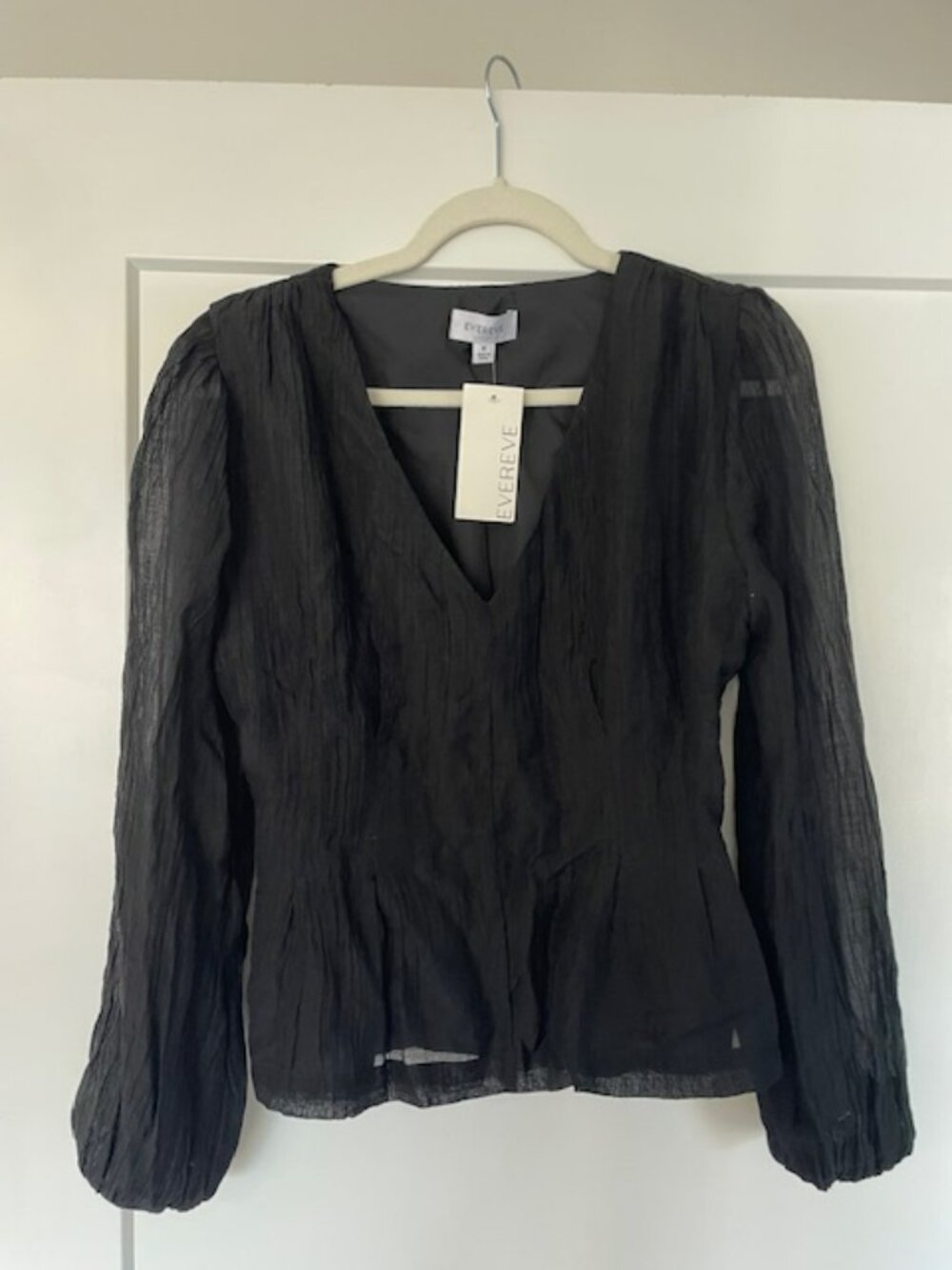 NEW! Evereve Tess Gathered Waist Blouse - Picture 2 of 3